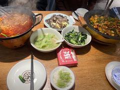 -聚鑫朋酸菜肥肠(九龙仓店)