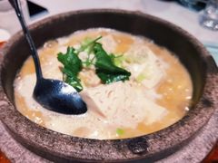 石锅蜂巢豆腐-申粤轩酒楼·三十年粤菜经典(丁香花园店)