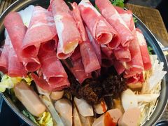 部队锅-MI WU FACTORY米屋美食工厂餐厅(绿地店)