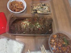 -鑫裕园三个拿手菜(白堤路店)