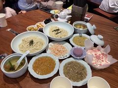 -裕兴记•蟹黄面馆(人民广场店)