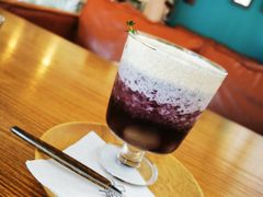 芝芝葡萄-几静cafe(基湖店)