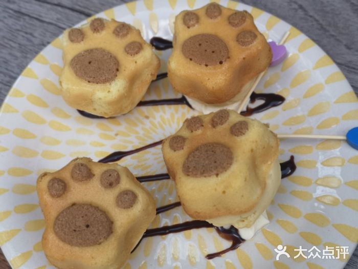 喵屿·大理花园猫咖图片