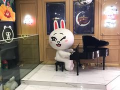 -LINE FRIENDS Garosu-gil Flagship Store