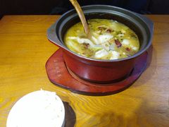 石锅酸菜鱼-周鱼小馆石锅酸菜鱼(活力汇店)