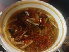 -何师烧烤Pro ·江湖川菜·小龙虾·精酿(太古里旗舰店)