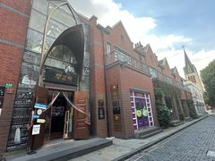 -钟书阁(松江泰晤士小镇店)