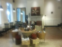 大堂-星巴克臻选(广州沙面店)