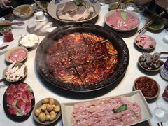-渝嘴小老弟老火锅(华新村店)