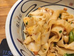 油泼面-陇上秦轩西安biangbiang面(EFC欧美金融商业城店)