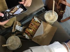 -星巴克(成都机场T2店)