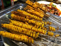 -六福烧烤酒馆(秦隆步行街店)