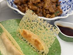 -品海楼·大连海胆锅贴馆(东港店)