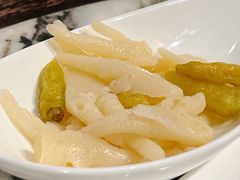 泡椒素凤爪-功德林(南京西路店)
