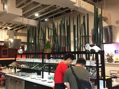 -DaLongYi Hot Pot 大龙燚火锅