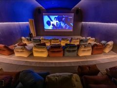 -涨巢·潮玩水疗局