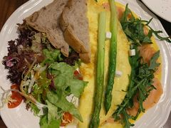 三文鱼鸡蛋卷-VESH COFFEE(定西路店)