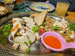 俄罗斯萨拉白肉熏肉拼盘-米德维奇俄式西餐厅(西六道街店)