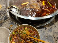 -肖肖酸萝卜鱼火锅(总店)