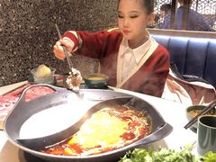 双拼锅底-新辣道鱼火锅(上地华联店)