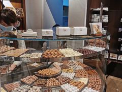 -Laderach 莱德拉(上海环贸iapm店)