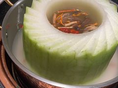 -得意咚瓜·顺德鱼生·冬瓜火锅(深圳首店)