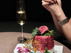 -左庭右院鲜牛肉火锅黑金店(陆家嘴中心店)