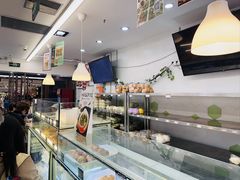 -白玉兰食品(中山公园龙之梦店)