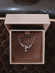 -六福珠寶(巴黎春天五角场店)