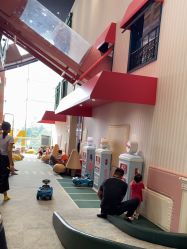 -奈尔宝·儿童乐园·亲子餐厅(华采天地店)