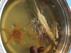 -千岛蚝高压锅生蚝·人参火锅(白云万达店)