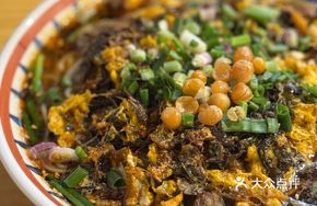 Stir-fried Pickled Vegetable and Egg Noodles