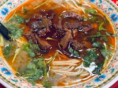 -金杨拉面王小吃面馆·牛三宝面·红烧牛肉粉