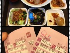 吃个康师傅私房牛肉面，看个电影，哇哈哈！-中影国际影城(大唐西市4K临境音店)