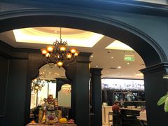 门面-高第街56号港式餐厅·精选(世茂广场宽厚里大明湖店)