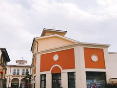 -佛罗伦萨小镇广佛名品奥特莱斯(疏港路店)