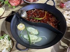 -乐闹闹重庆火鍋(民治店)