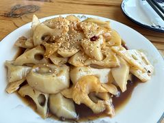 -美顺香食府鱼头老店(雪野湖店)