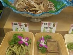 -深海聚汇·牛榴宴·自助料理(江宁万达店)