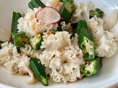 豉油汁白灼秋葵绣球菌-宴南庭·闽味私房菜