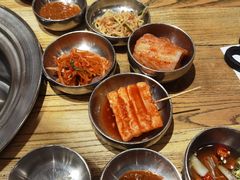 餐前小菜-姜虎东白丁烤肉(虹桥天地店)