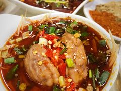 冒脑花-蜀串香牛杂火锅串串