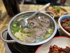 -冯烫烫跷脚牛肉·川菜小馆(武胜西街店)