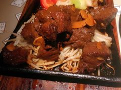 铁锄牛排-穹六人间 people 6(岳阳路店)