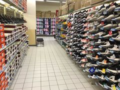 -沃尔玛购物广场(燕郊店)