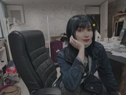 -镁连社·美联社