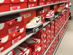 -NIKE上海青浦优选体验店