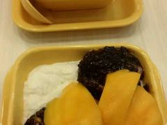 -小杨生煎(金山百联购物中心3楼店)