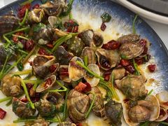 -一口猪海鲜浑锅·东北家常菜