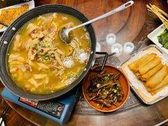 -霄汉牛三鲜湖北砂锅菜(万松园2店)